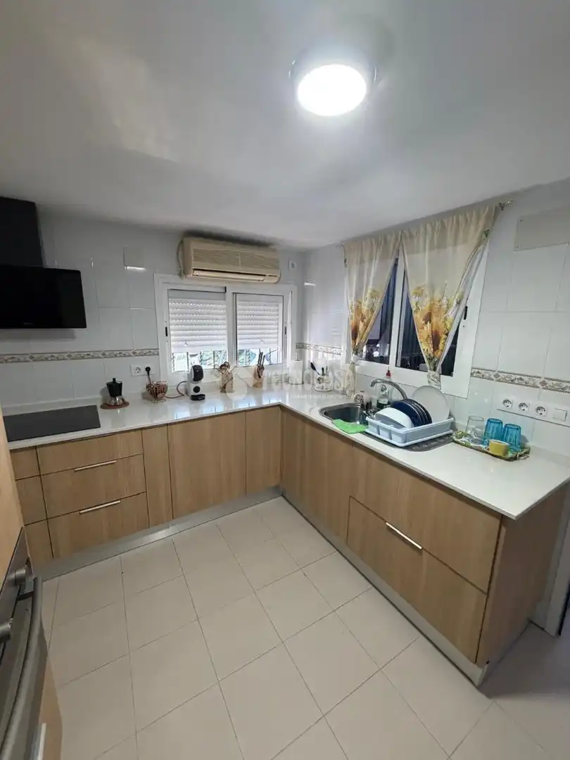 Kitchen of Detached homes for sale in Castilleja de Guzmán  with Air Conditioner and Terrace