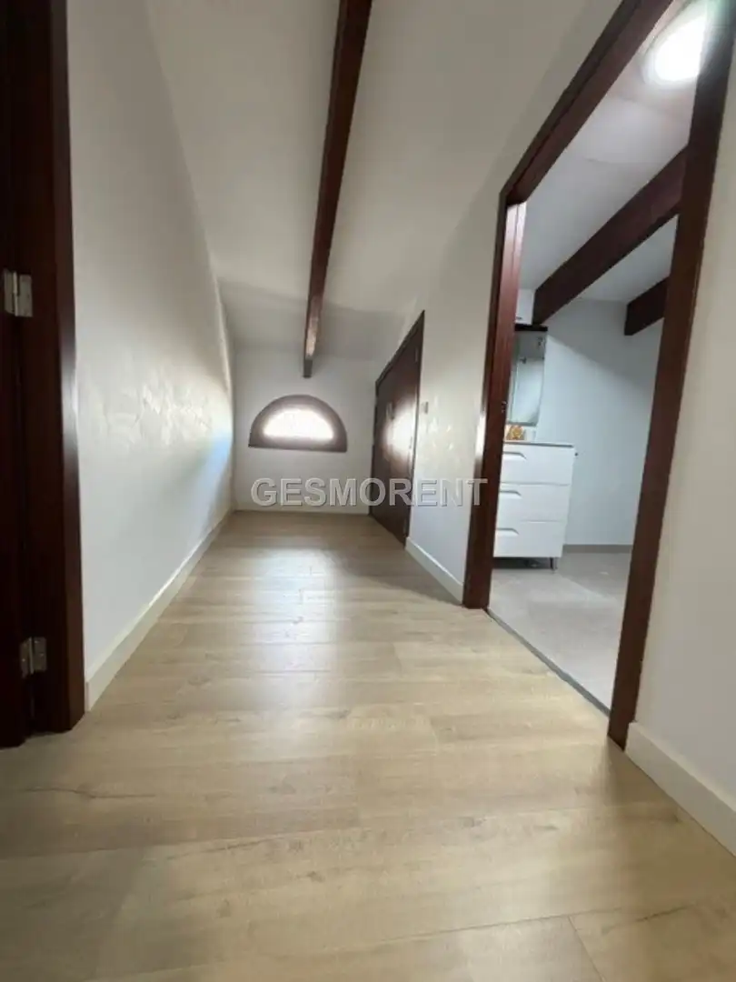 Flat for rent in  Palma de Mallorca  with Air Conditioner, Parquet flooring and Furnished