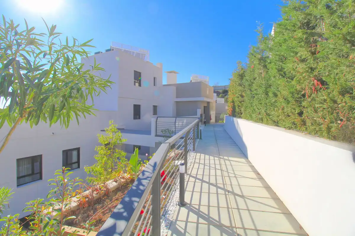 Dúplex amb piscina en venda a Nueva Andalucía, imagen 8