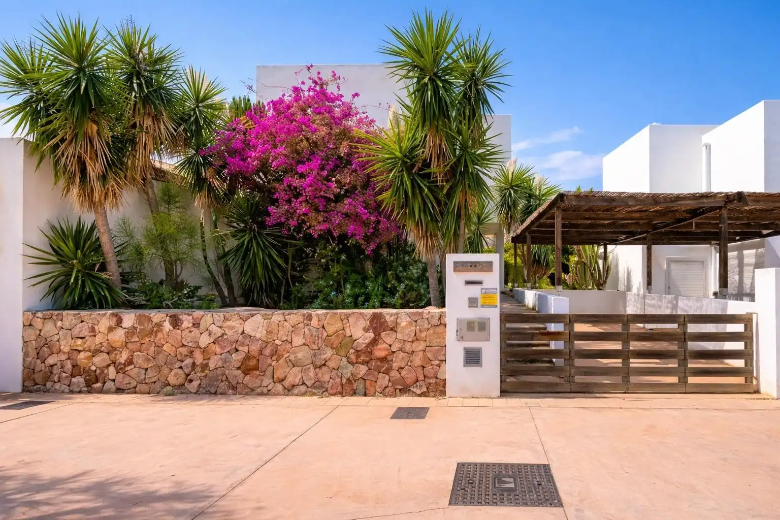 Exterior view of Detached homes for sale in Níjar  with Air Conditioner, Heating and Private garden