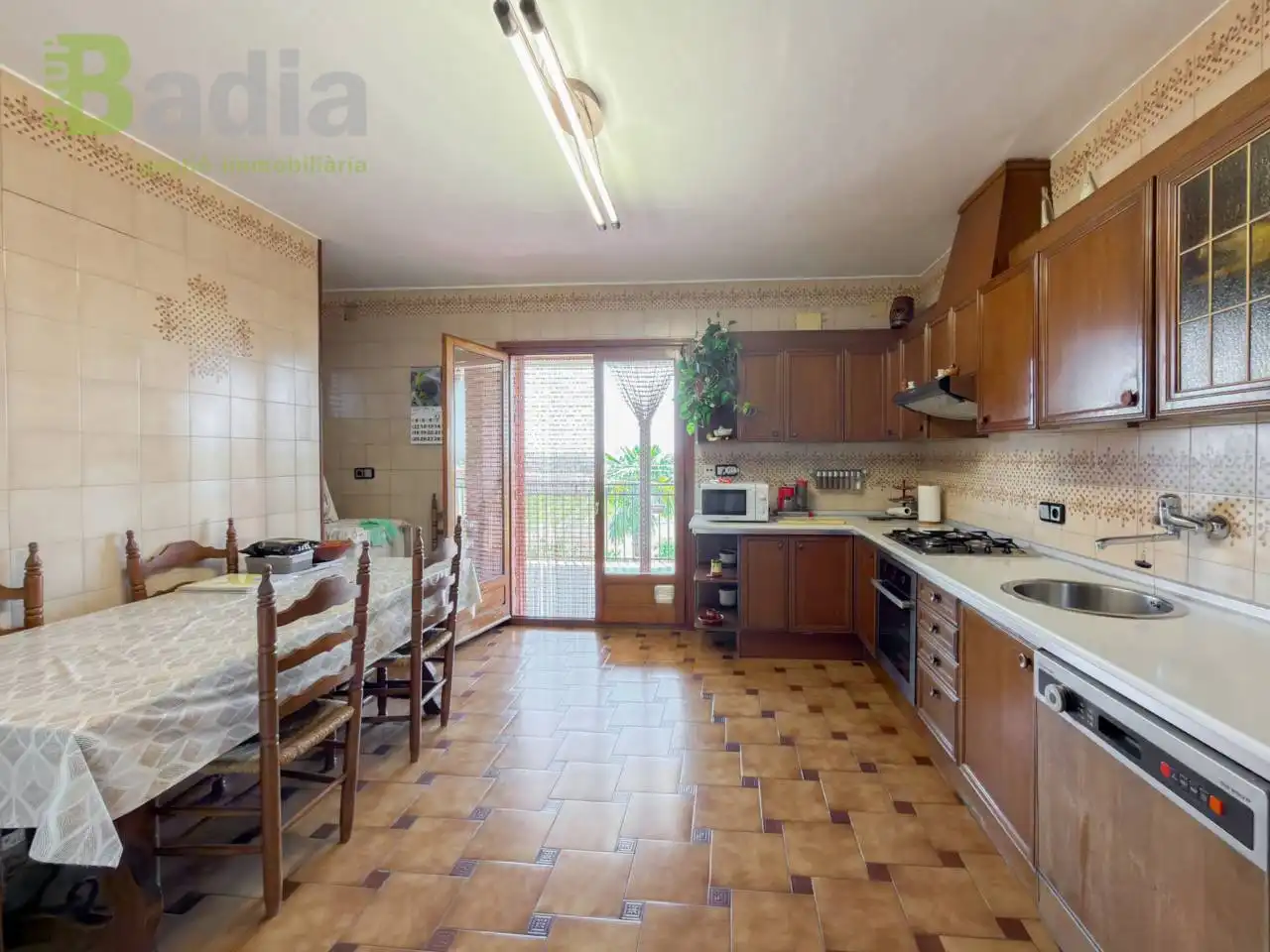 Cuina de Casa o xalet en venda en Lleida amb Aire condicionat, Calefacció i Terrassa