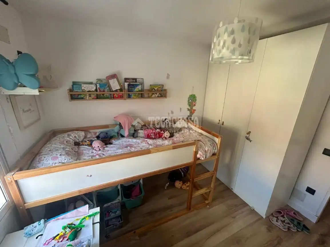 Bedroom of Flat for sale in Sevilla  with Terrace