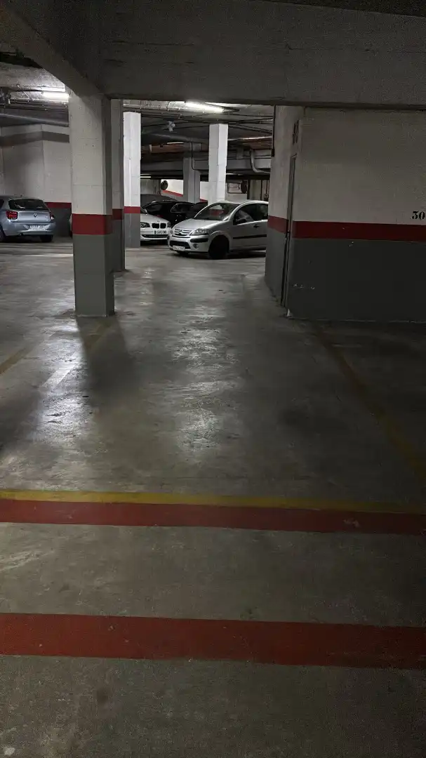 Parkplatz von Garage zur Miete in Málaga