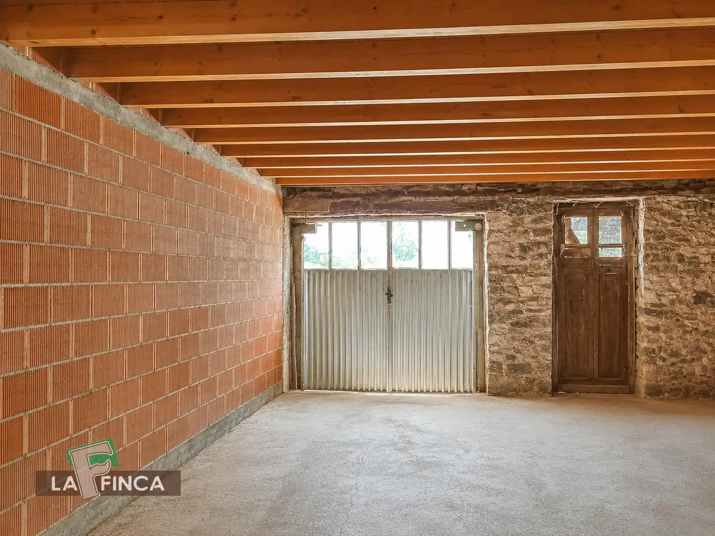 Casa adosada en venta en Villaviciosa con Trastero