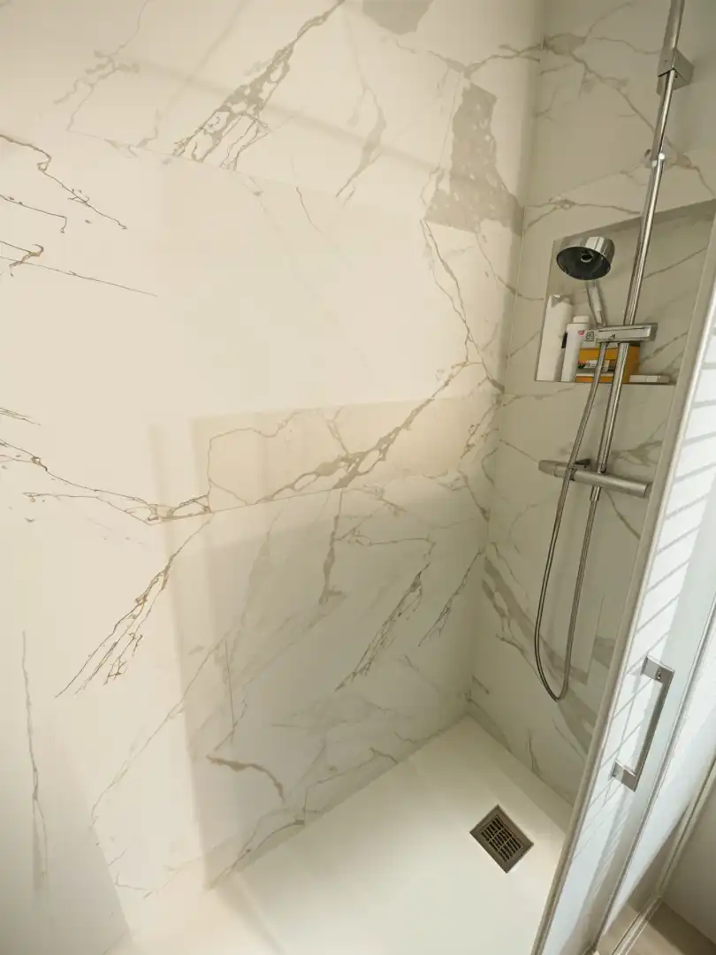 Baño de Piso en venta en Barcelona con Balcón y Internet