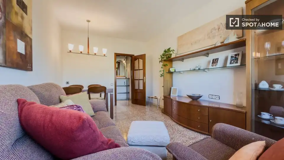 Room in Les Planes