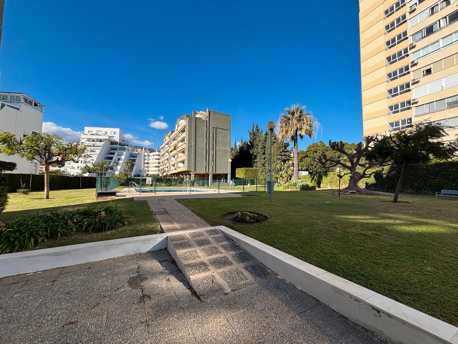 Exterior view of Flat for sale in Benalmádena  with Terrace, Storage room and Community pool