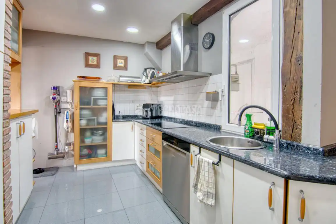 Cocina de Piso en venta en Santander con Terraza y Trastero