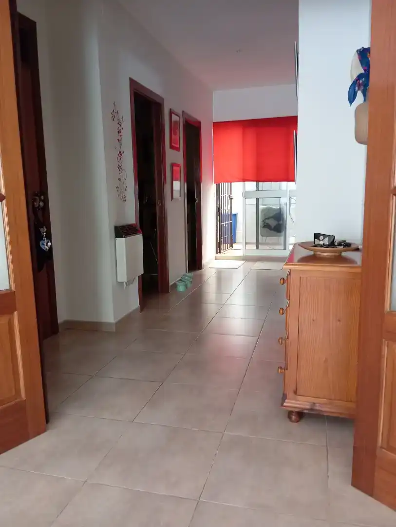 Casa adosada en venda en Dos Hermanas amb Aire condicionat i Balcó