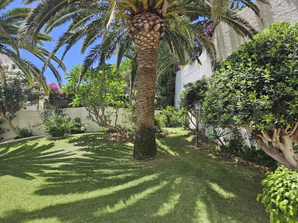 Jardín de Estudio de alquiler en Puerto Marina