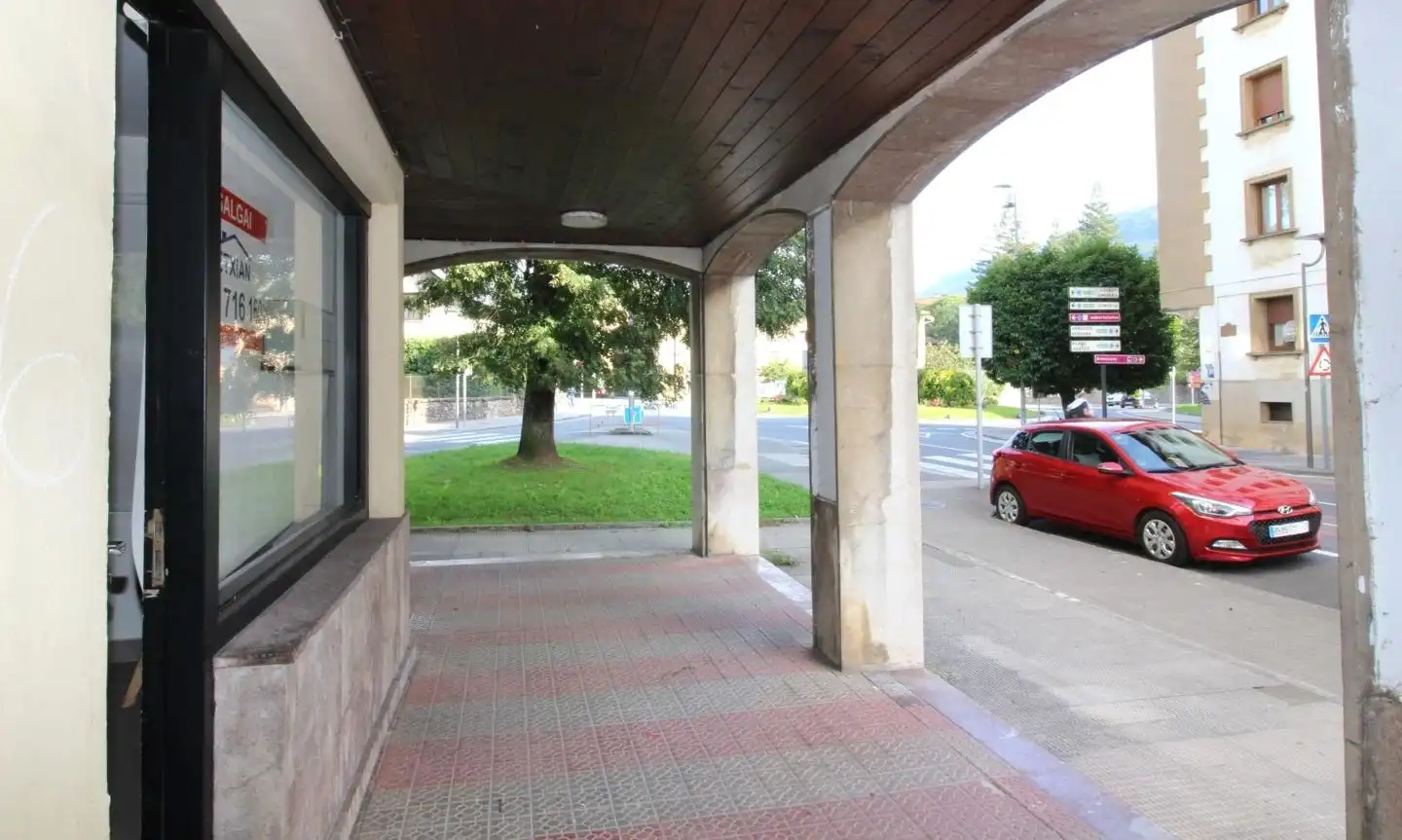 Local comercial en venda a Euskadi Hiribidea, imagen 3