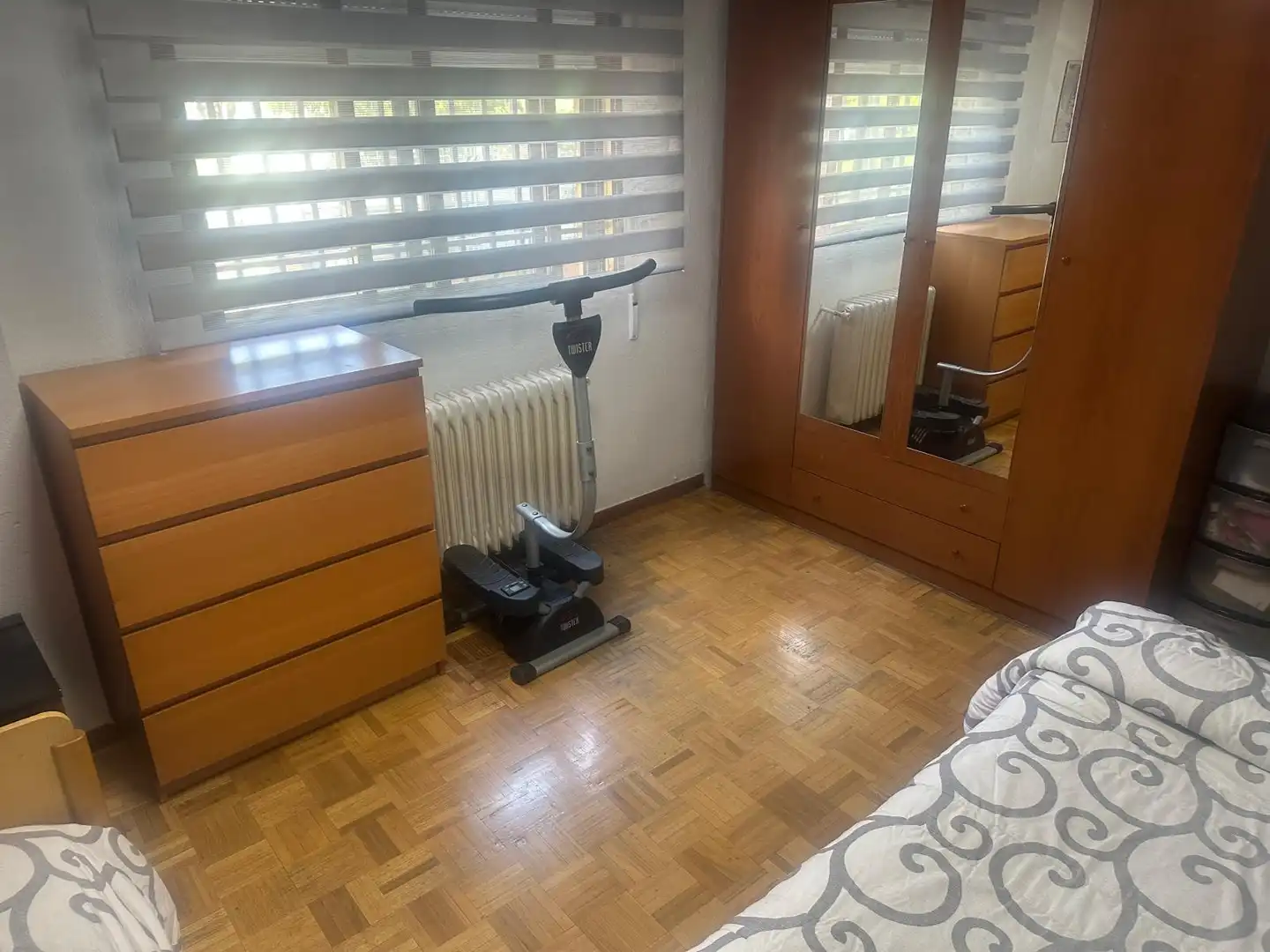 Bedroom of Flat for sale in Madrid  with Heating, Terrace and Furnished