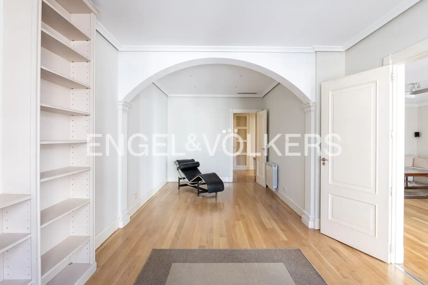 Flat for rent in Madrid  with Air Conditioner, Heating and Parquet flooring