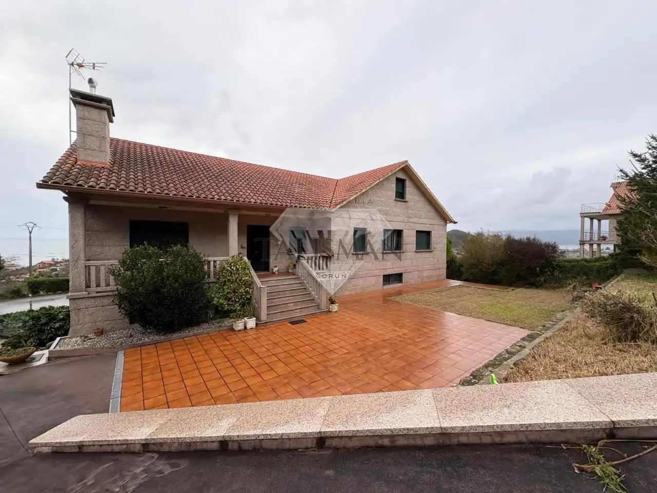 Exterior view of Houses for sale in Marín  with Heating, Private garden and Parquet flooring