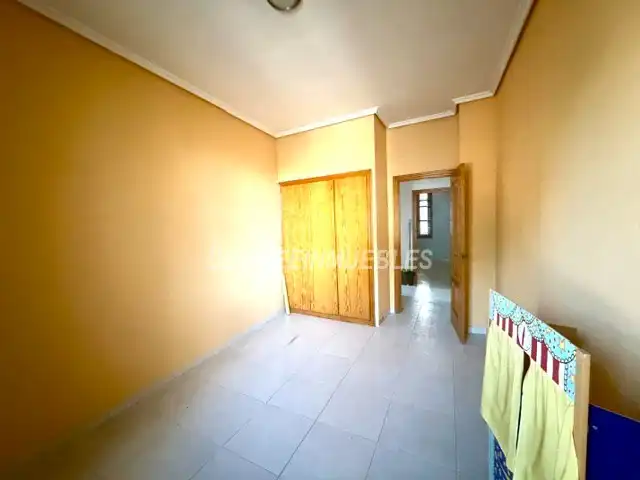 Habitación de Casa o chalet en venta en Rocafort con Calefacción, Jardín privado y Terraza