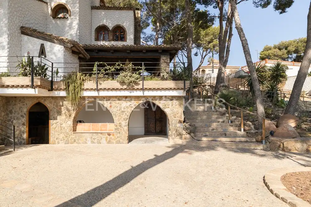Vista exterior de Casa o chalet de alquiler en Manises con Aire acondicionado, Calefacción y Jardín privado