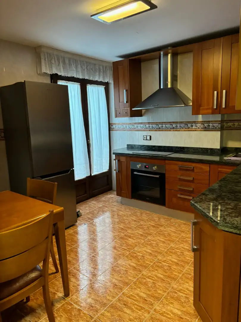 Kitchen of Flat for sale in Jaén  with Air Conditioner, Parquet flooring and Terrace