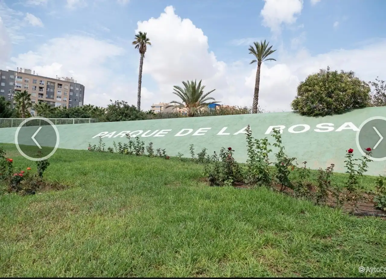 Vista exterior de Casa adosada en venta en Cartagena