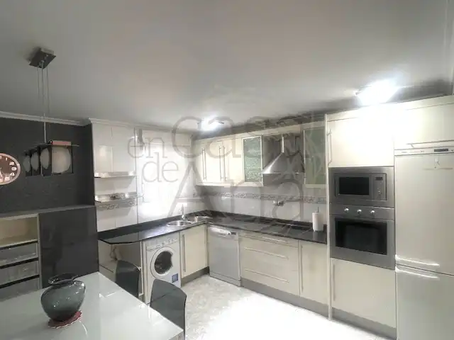 Cocina de Apartamento en venta en Bilbao  con Calefacción y Amueblado