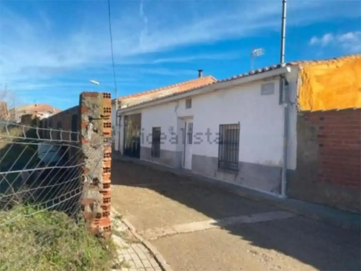 Vista exterior de Terreno en venta en Guadalajara