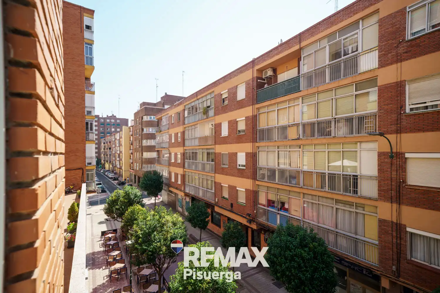 Vista exterior de Piso en venta en Valladolid con Calefacción, Parquet y Terraza