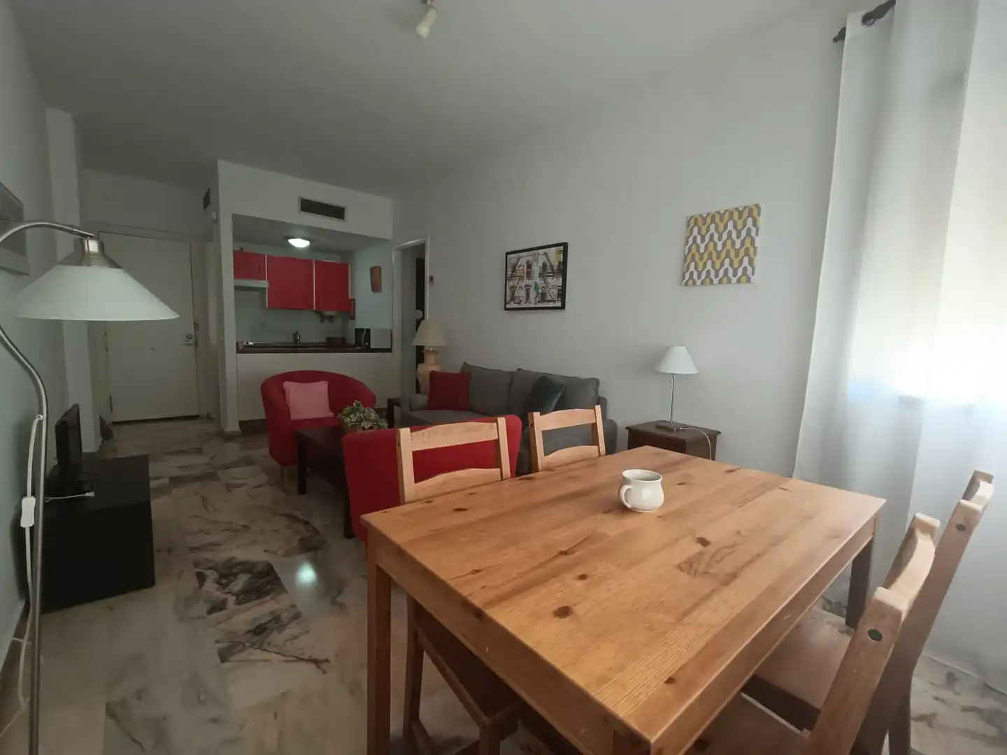 Apartamento de alquiler en Avenida Alcalde Luis Uruñuela, Urbadiez - Entrepuentes
