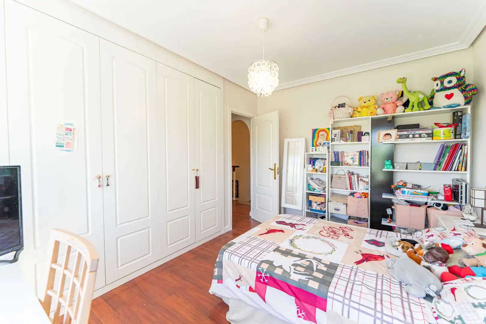 Habitación de Casa adosada en venta en Torrelodones con Calefacción, Jardín privado y Terraza