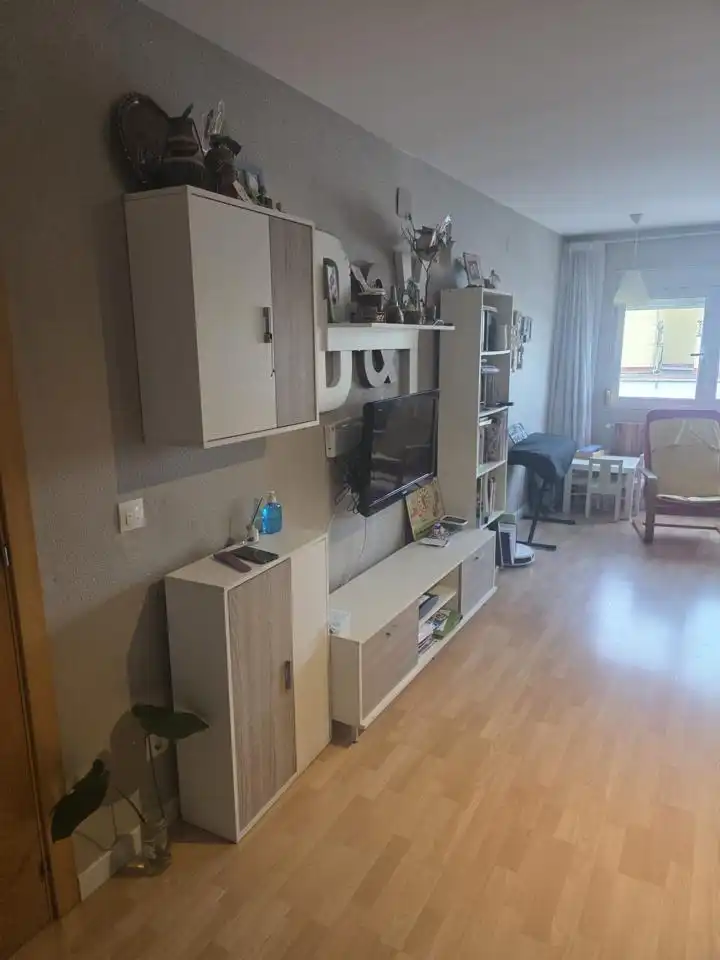 Piso con ascensor en venta en calle dels Comtes d'Urgell, imagen 2