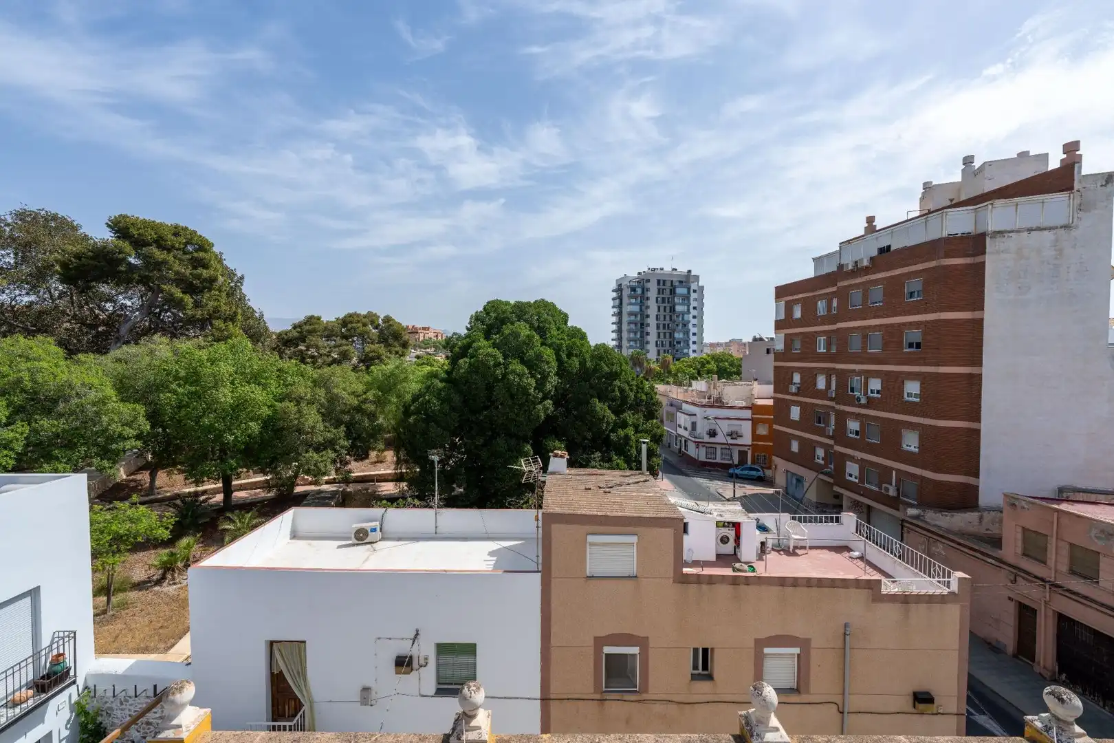 Vista exterior de Casa o chalet en venta en Almería con Aire acondicionado y Terraza