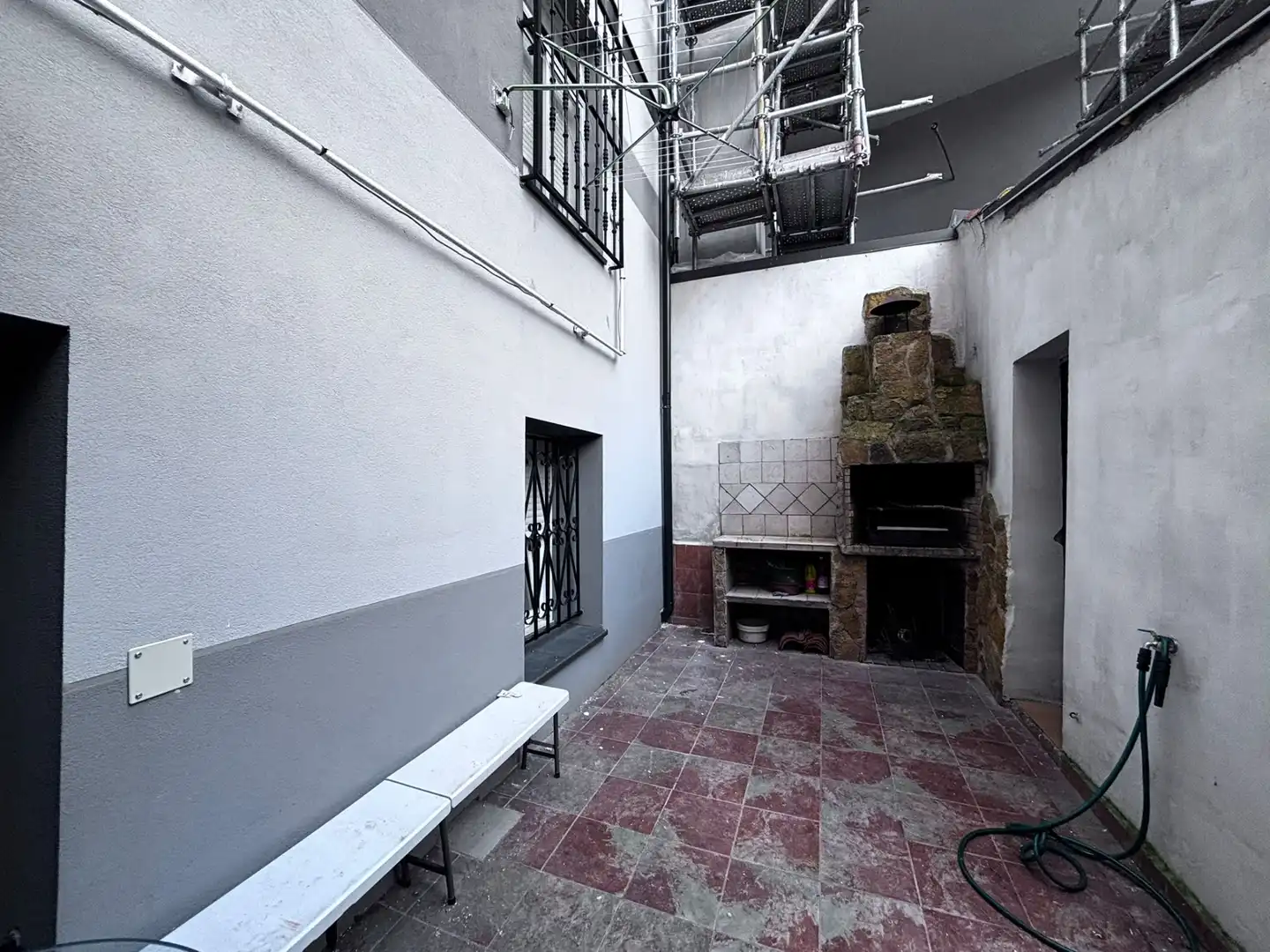 Casa adosada en venda en Burgos amb Calefacció i Traster