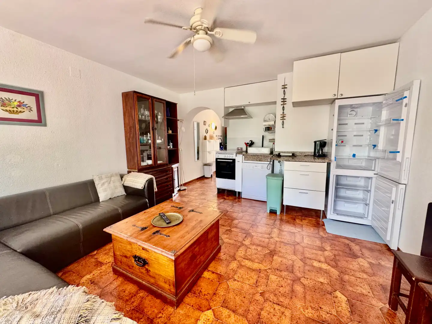 Sala de estar de Apartamento de alquiler en Fuengirola con Aire acondicionado, Calefacción y Terraza