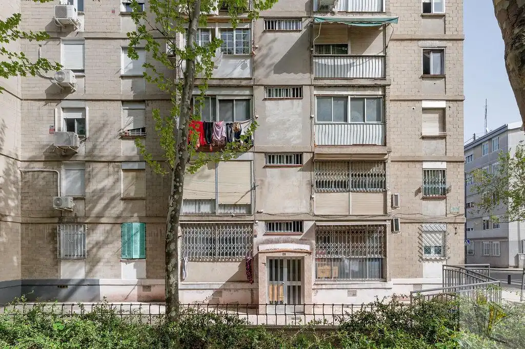 Piso en venta en CL Rocafort , San Cristóbal