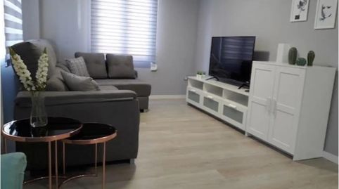 Foto 3 von Wohnung zur Miete in Calle Linares, Nou Moles, Valencia Capital