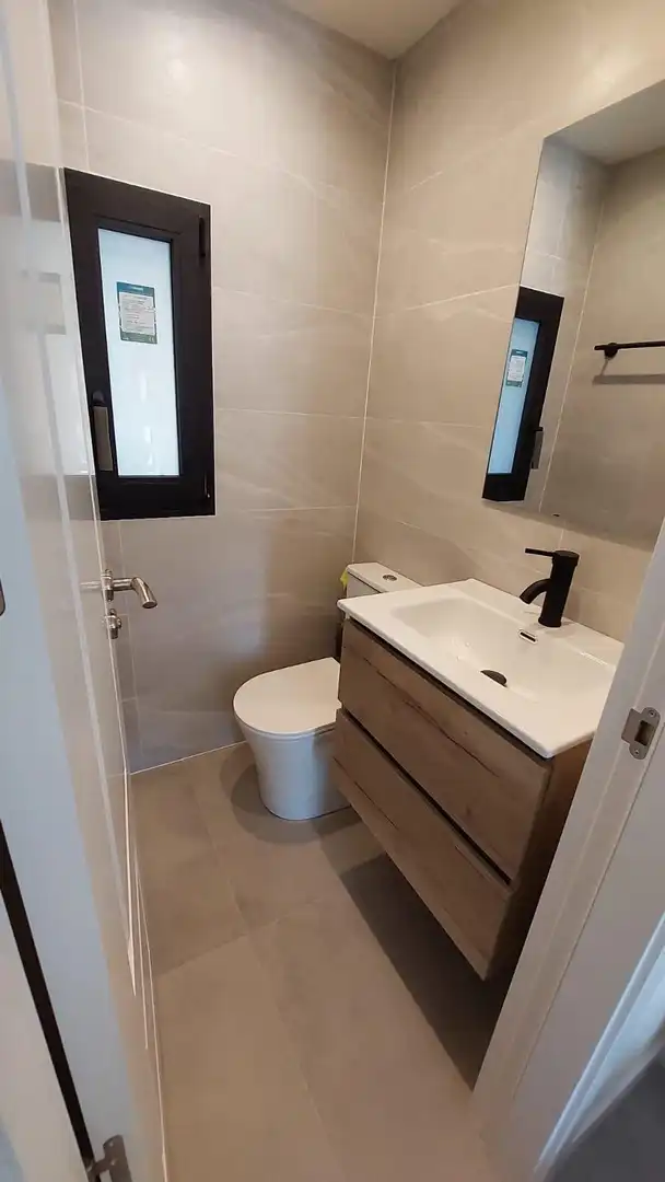 Bathroom of Duplexes for rent in Salamanca  with Heating and Storage room