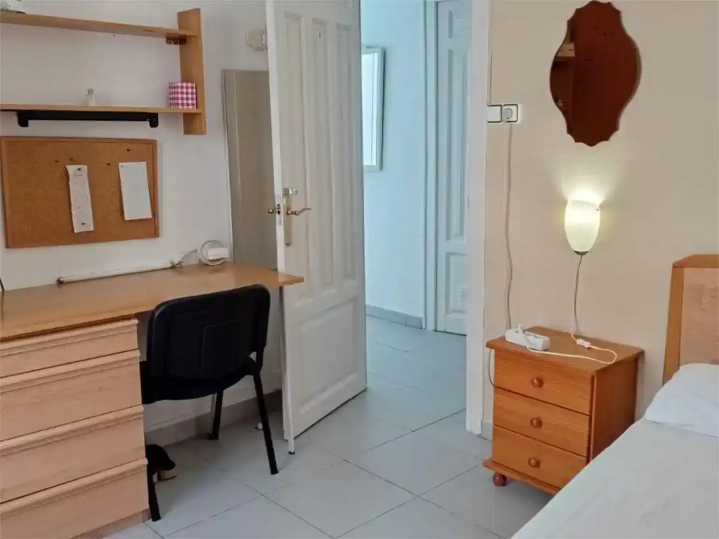 Habitación en Calle de Juan Pablo Bonet, 2, Ruiseñores