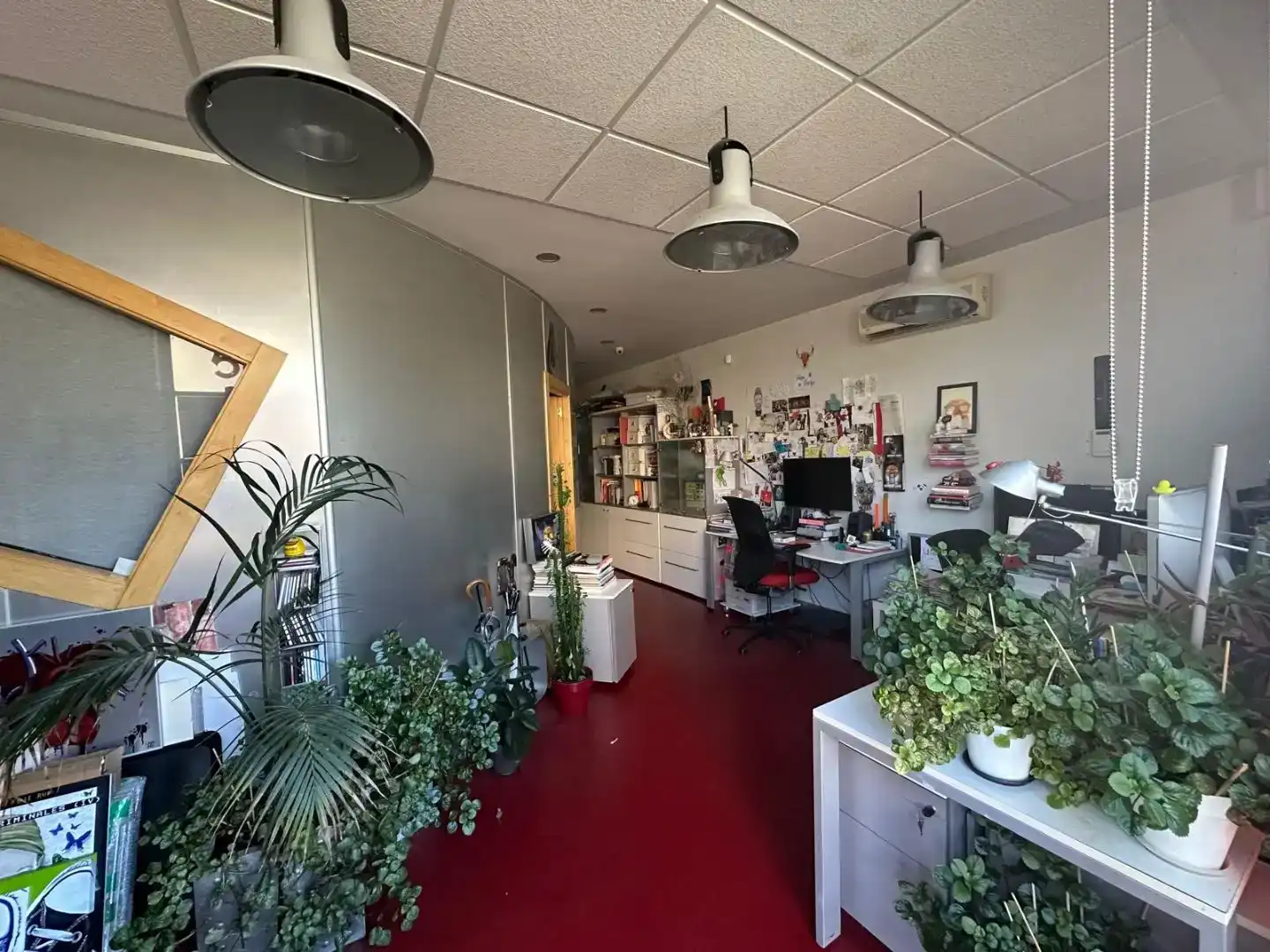 Study for sale in Salamanca Capital  with Air Conditioner