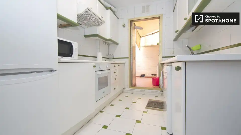 Piso con terraza en alquiler en Centro, imagen 5