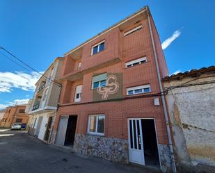 Exterior view of House or chalet for sale in Camarzana de Tera