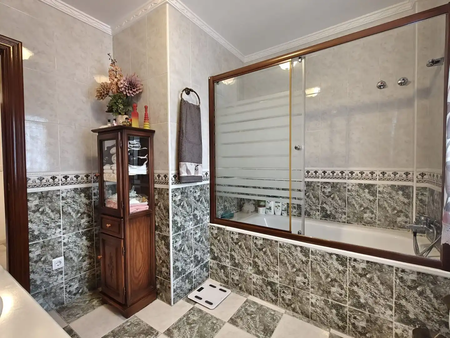 Baño de Casa o chalet en venta en Cúllar Vega con Calefacción y Trastero