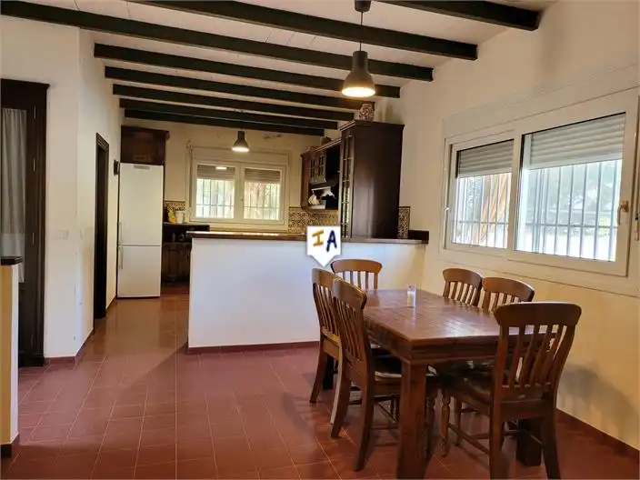 Country homes for sale in Osuna