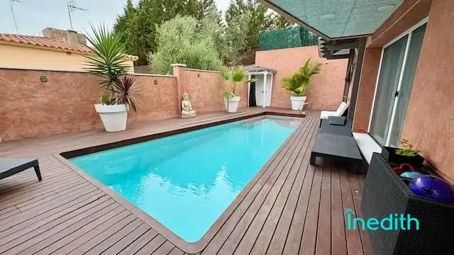 Piscina de Casa o xalet en venda en Cunit amb Aire condicionat, Calefacció i Jardí privat
