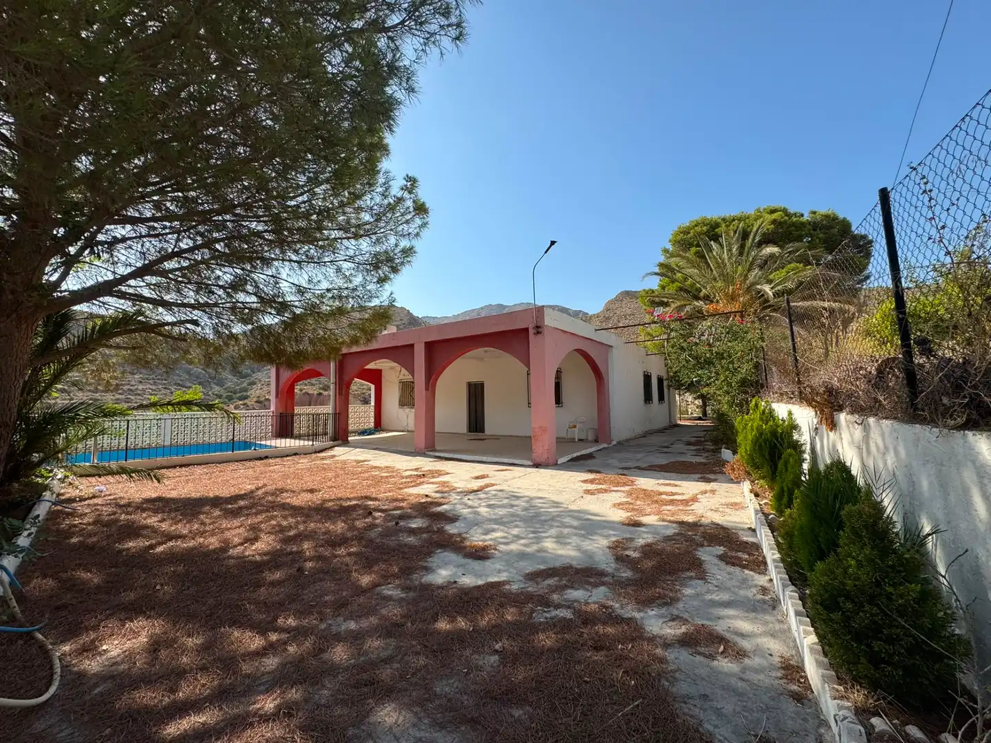 Vista exterior de Casa o xalet en venda en Crevillent amb Moblat