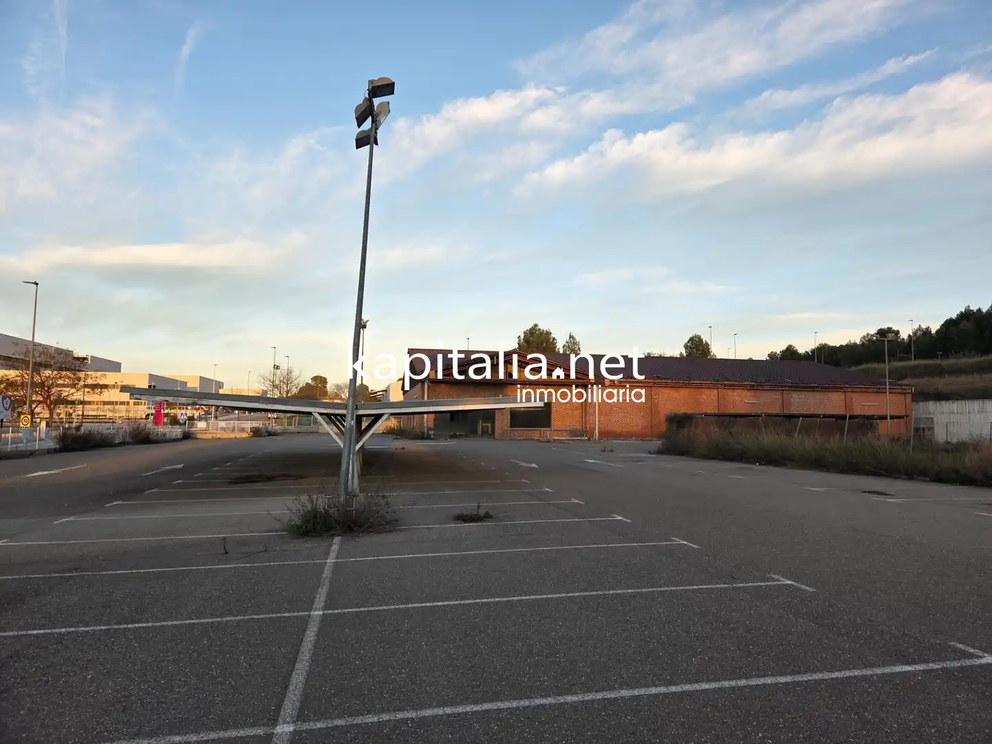 Parking of Industrial buildings for rent in Ontinyent
