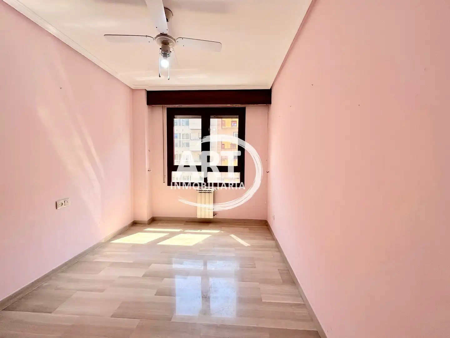 Habitación de Piso en venta en Valencia con Aire acondicionado, Calefacción y Terraza