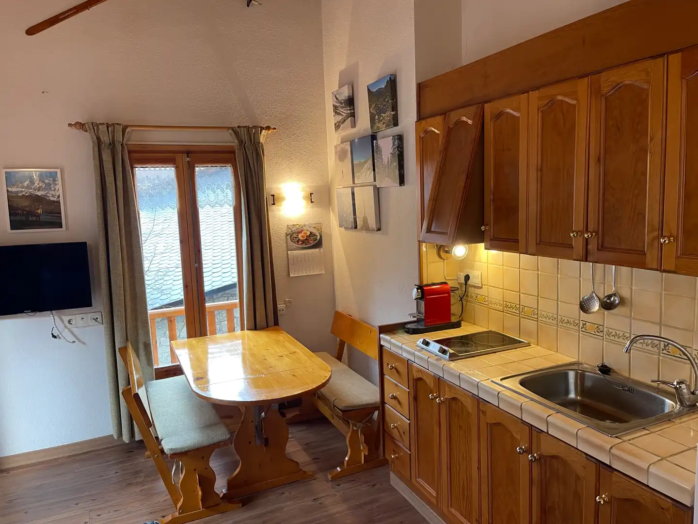Cuina de Àtic en venda en Setcases amb Calefacció, Parquet i Traster