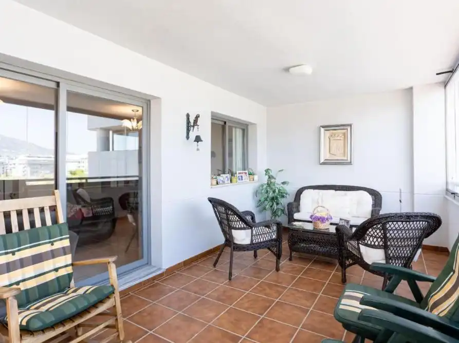 Apartamento con piscina en venta en Castillo Sohail - Myramar, imagen 10