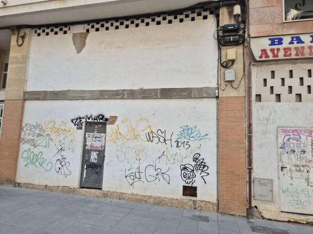 Local comercial en Venta en Paruque Ruperto Chapí , 4 en El Carril - Paseo de Chapi