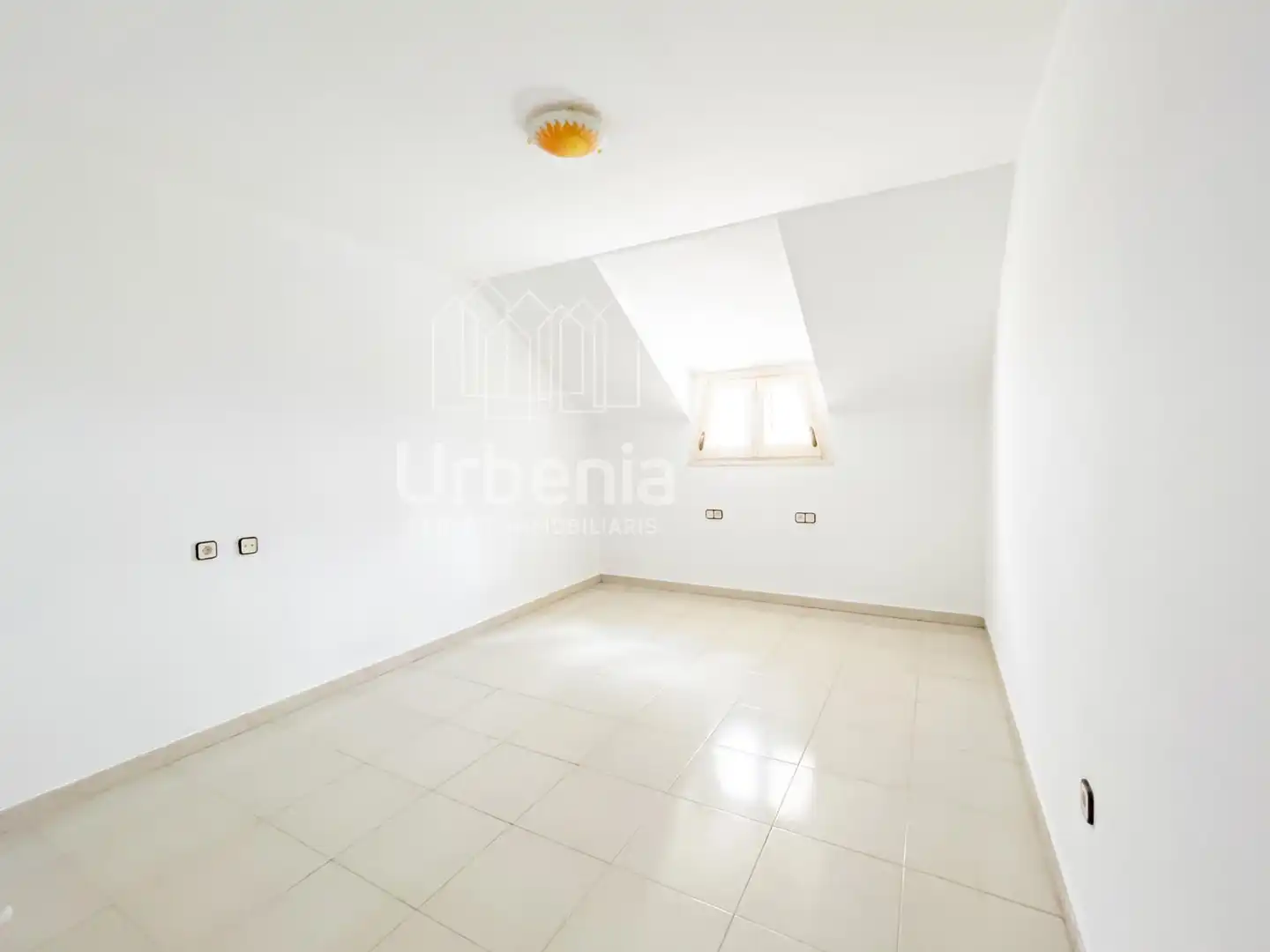 Casa con piscina en venta en Nucli Urbà, imagen 44
