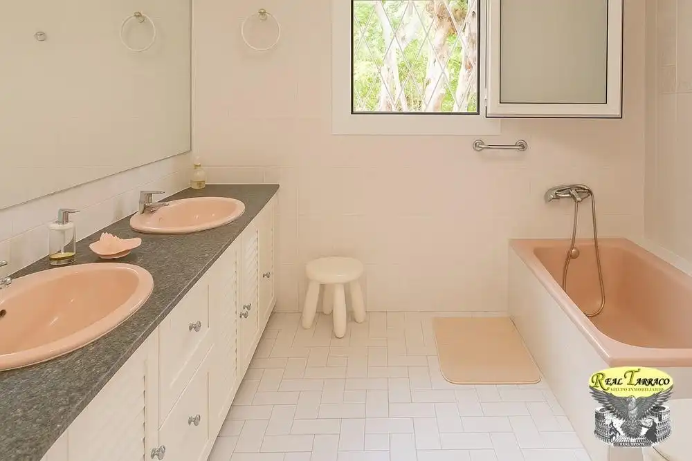 Baño de Casa o chalet en venta en El Masnou con Jardín privado