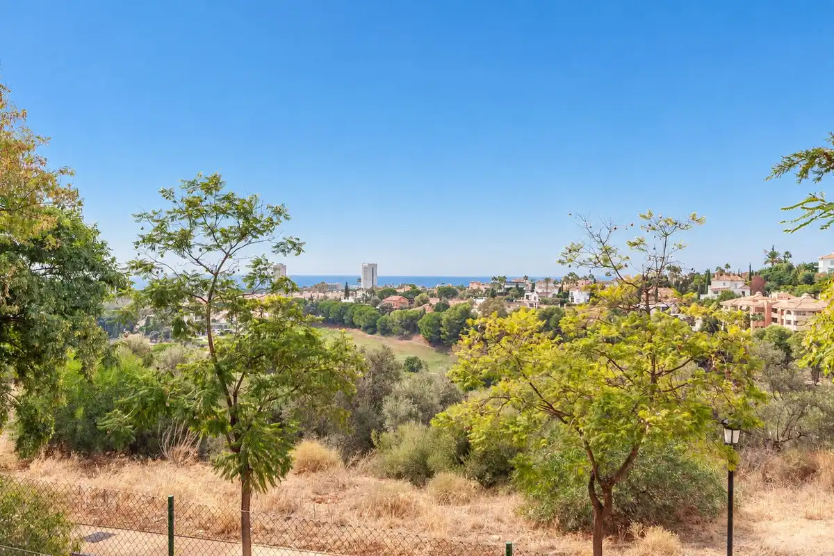 Exterior view of Flat for sale in Elviria - Cabopino